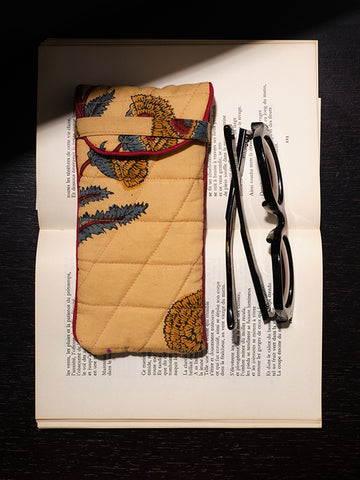 Avena glasses case