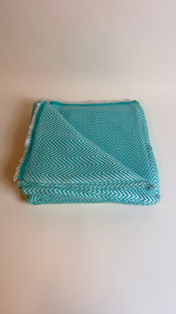 Suzani Rosace bedspread