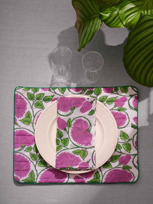 Placemat and napkin<br> Nenuphar