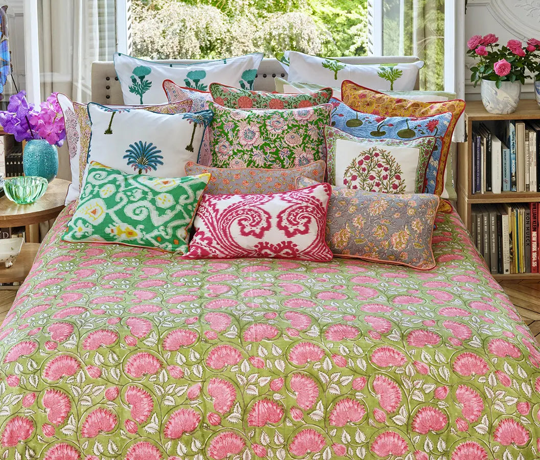 slider image slider_item_EMADgd