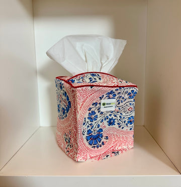 Buisson tissue box cover