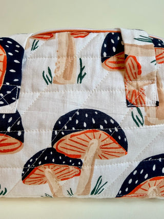 Champignon noir toiletry bag<br>Small model