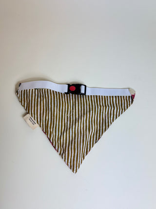 Oeillet Dog Bandana