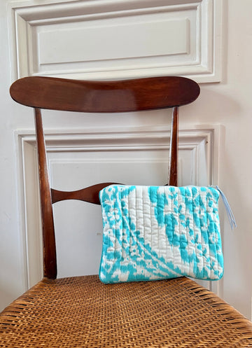 ikat pouch<br> Large model