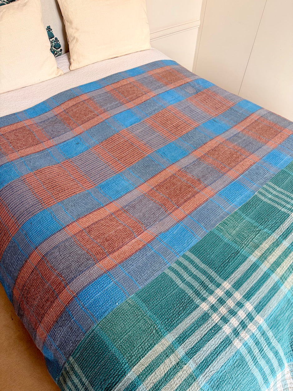 Jeté de lit Kantha Grape