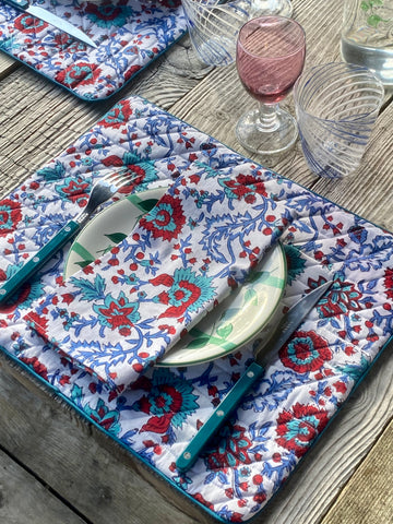 Placemat and napkin<br> Carmine