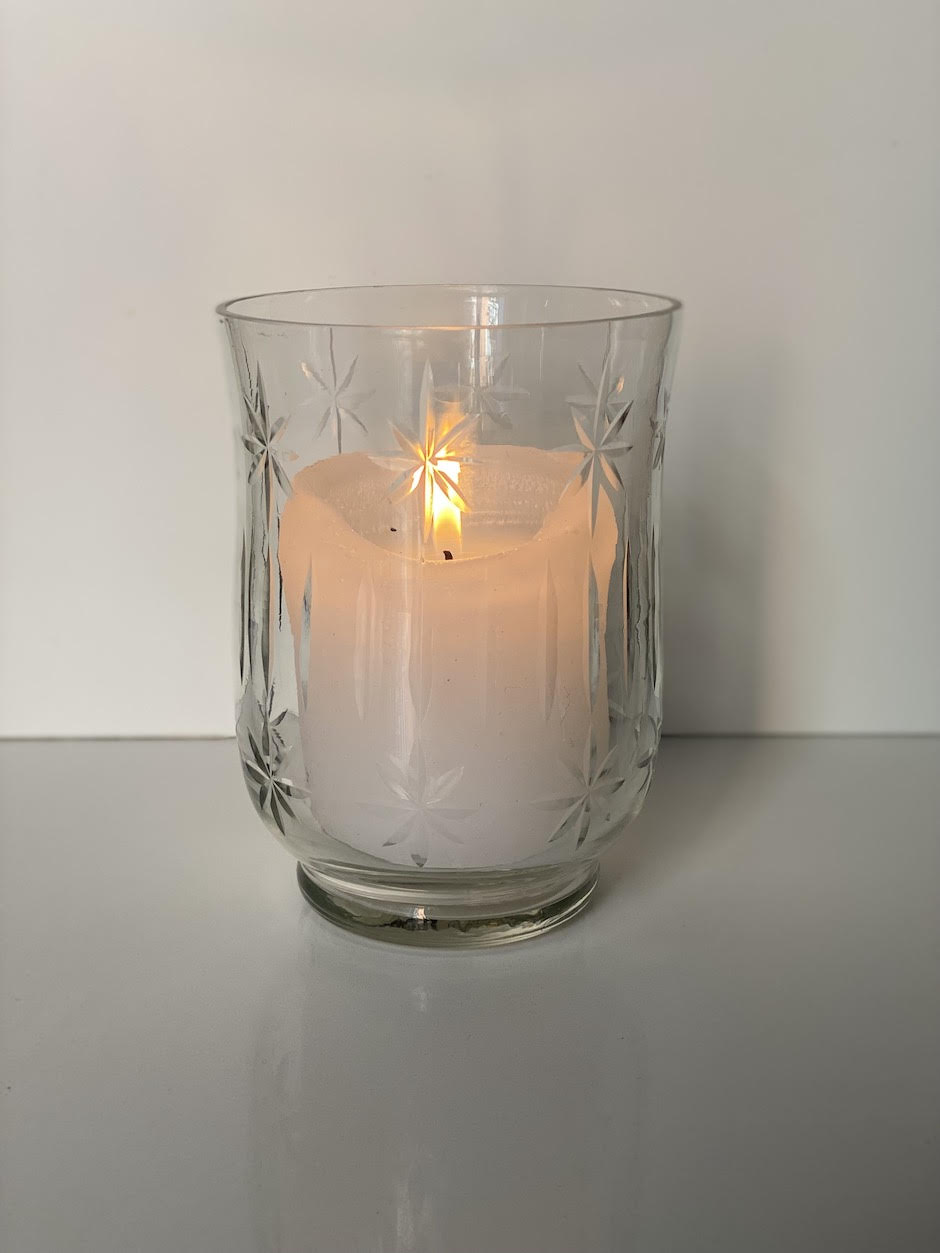 Etoile candle holder