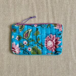 small pouch n21