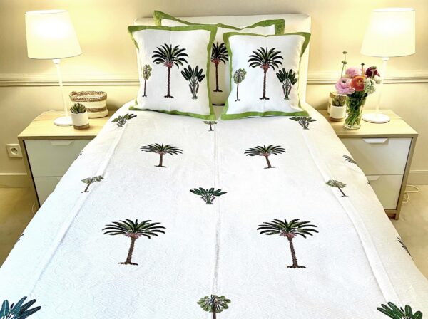 ensemble bedspread and 3 pillows single bed n2