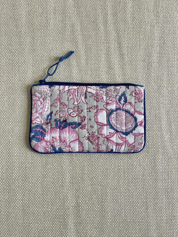 small pouch n30