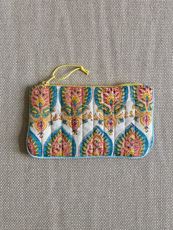 small pouch n2